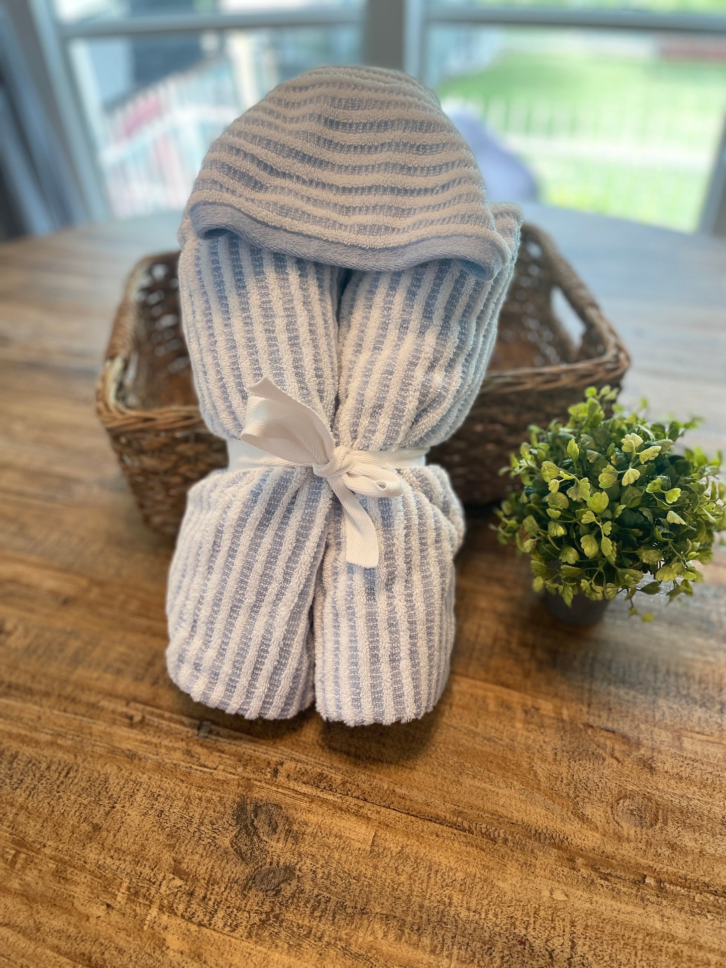 Hooded Towel (blue & white)