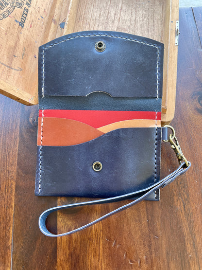 Wallet w/ Wristlet Strap (navy)